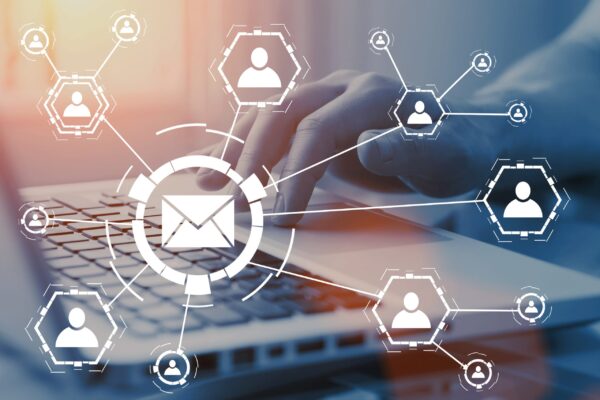 Email,And,Sms,Marketing,Concept.,Scheme,Of,Direct,Sales,In 歡迎免費申請電子報系統(Email Marketing)戰國策集團