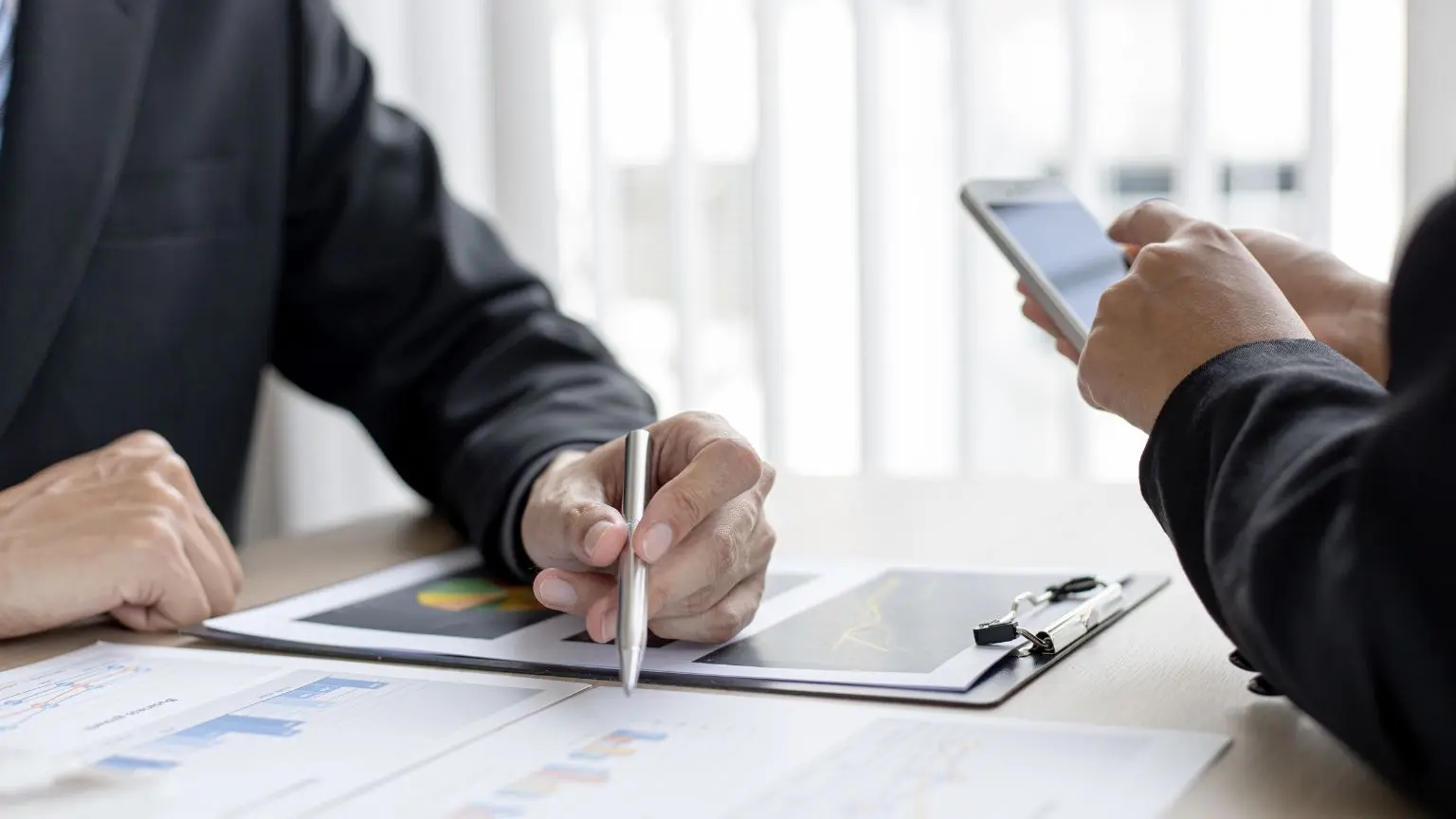 戰國策集團網路創業 PTT 精華整理:網友成功與失敗經驗談 2026 年申請成立美國公司十家代辦推薦:10 大評選標準與服務商完整比較戰國策集團