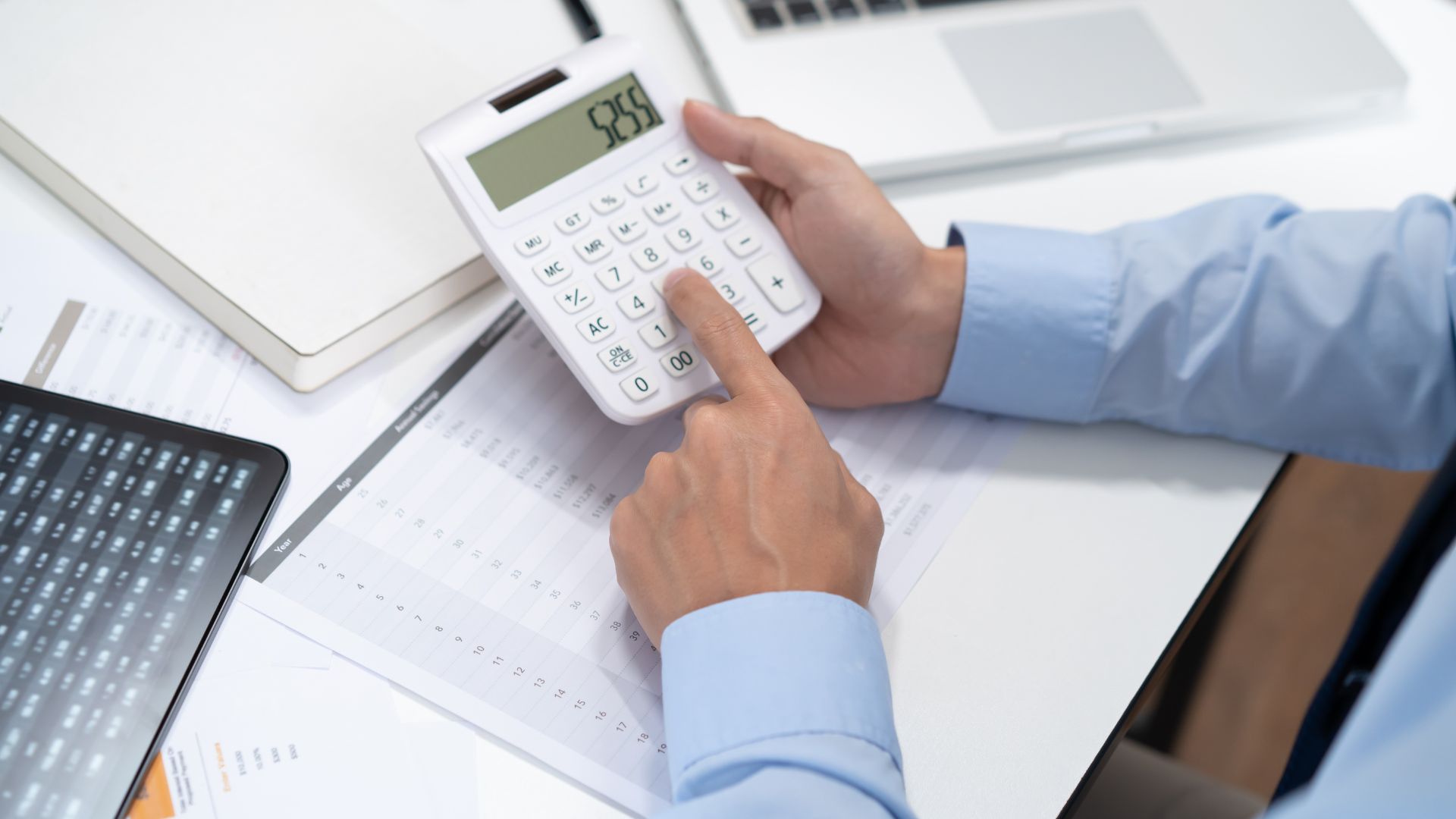 Borrowed address registration借址登記費用