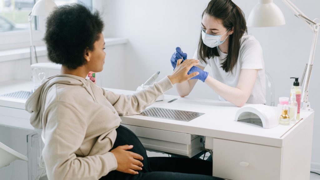 Online marketing for nail and eyelash services美甲美睫網路行銷