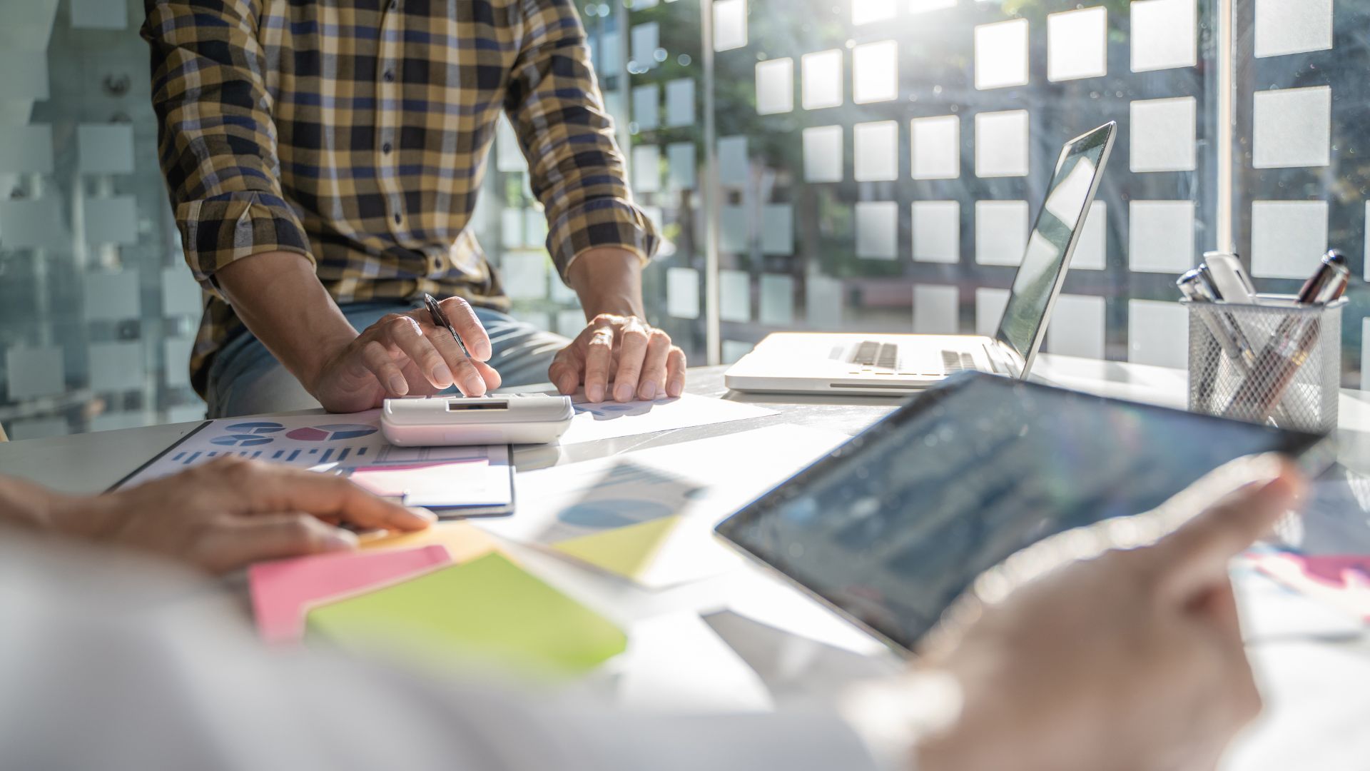 Set up a bank account設立行號專業服務