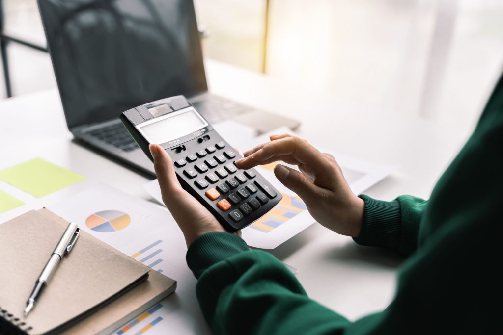 成立公司費用完整清單:官方規費、代辦費與隱藏成本戰國策集團