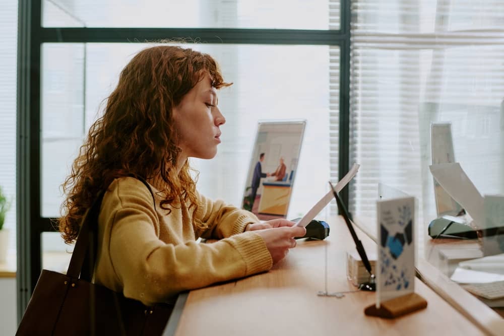 公司登記流程完整教學：線上與臨櫃辦理差在哪？戰國策集團