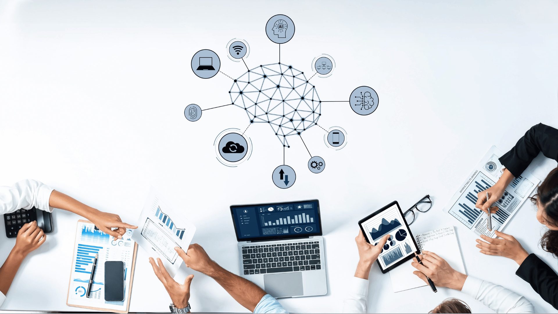 戰國策協助跨國餐飲集團整合網域註冊與網域資產