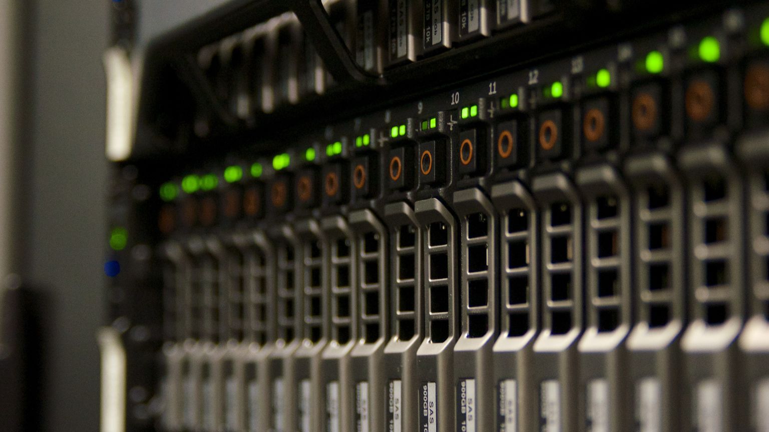 2026年企業IT決策指南：專屬主機的總體擁有成本（TCO）與風險控制框架戰國策集團