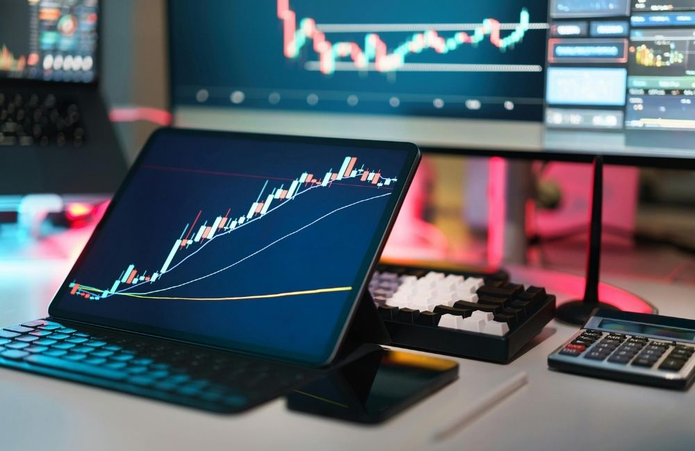 企業區塊鏈導入的決策指南：CTO必讀的成本、風險與供應商評估 戰國策集團