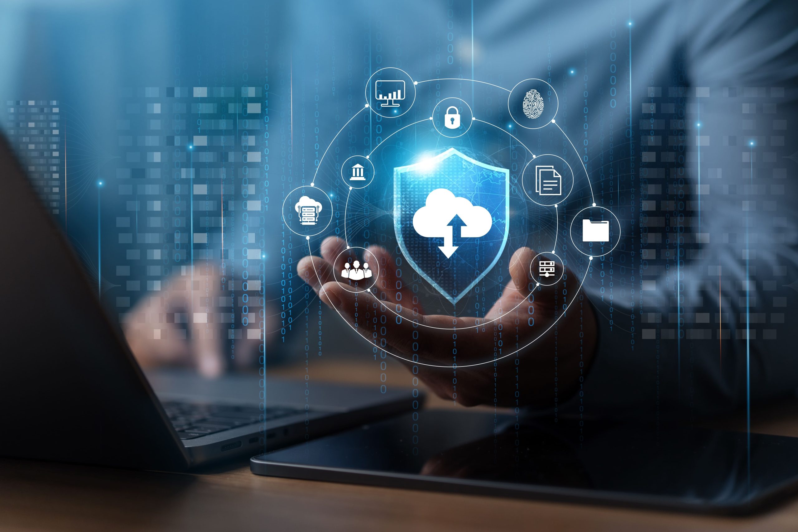 戰國策集團資深顧問團隊，長期專注於企業級雲端代管服務、FinOps 成本優化與多雲架構治理