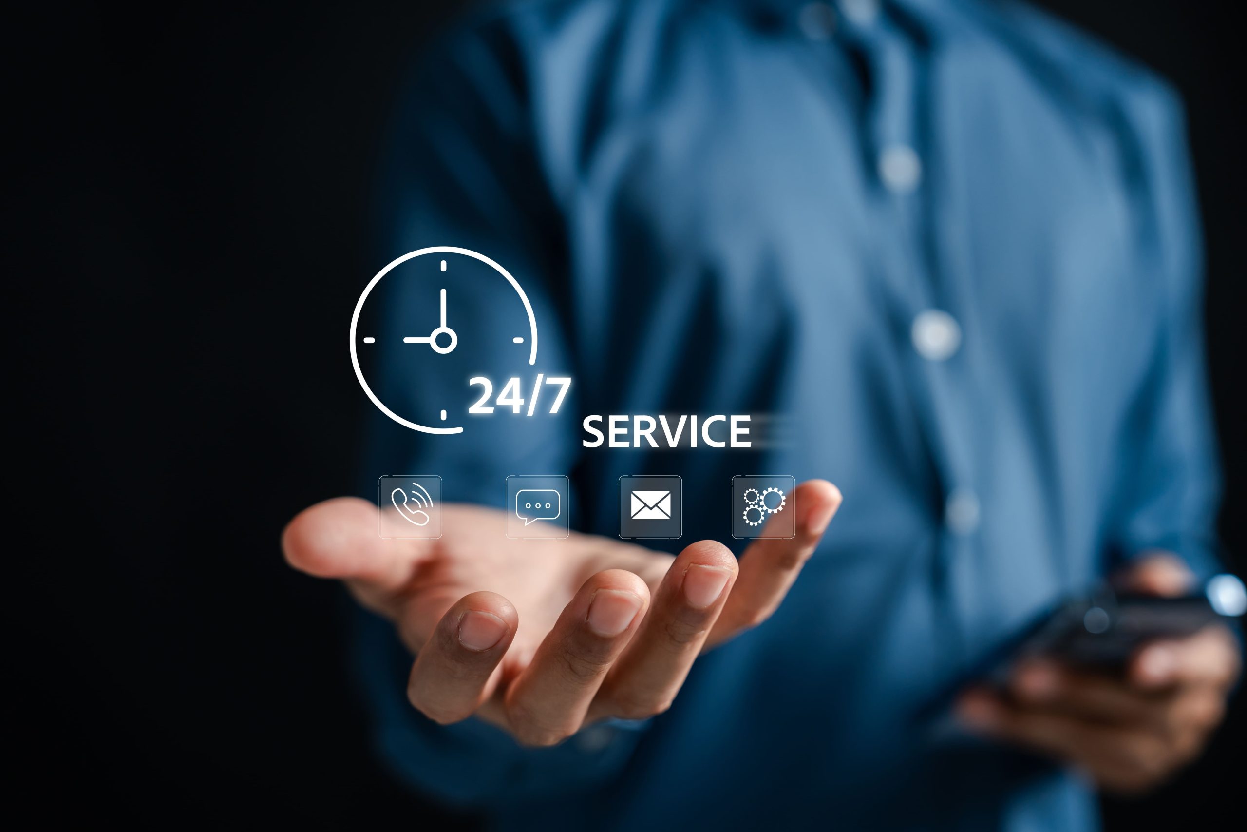 戰國策提供 24/7/365 真人支援，確保企業郵件系統永不中斷